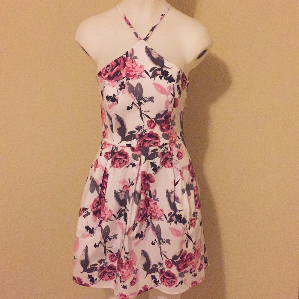 Speechless Juniors Flower Dress Size 7